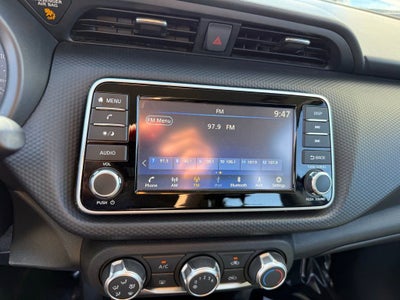 2024 Nissan Kicks S