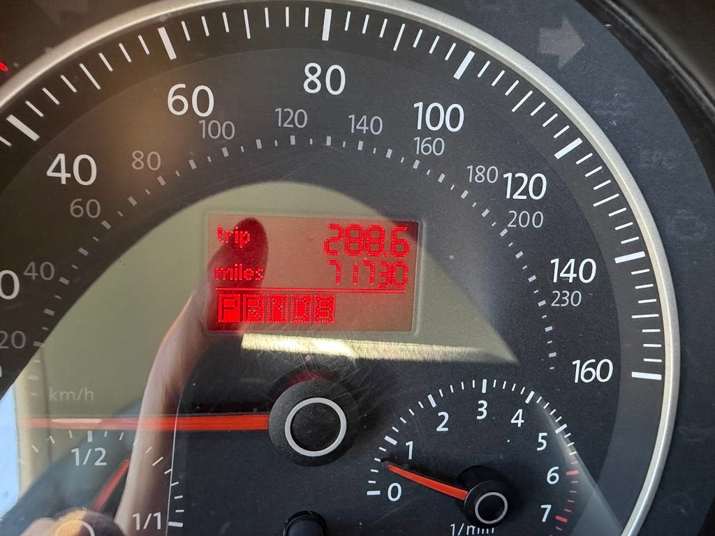 2009 Volkswagen New Beetle Coupe S