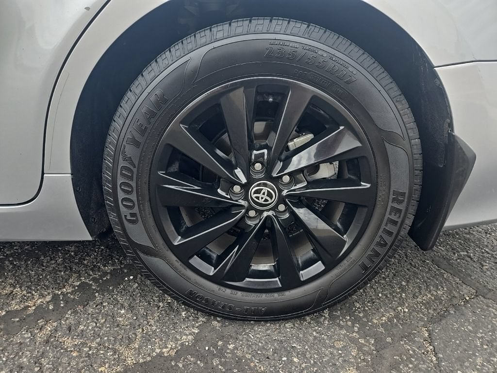 2024 Toyota Camry LE