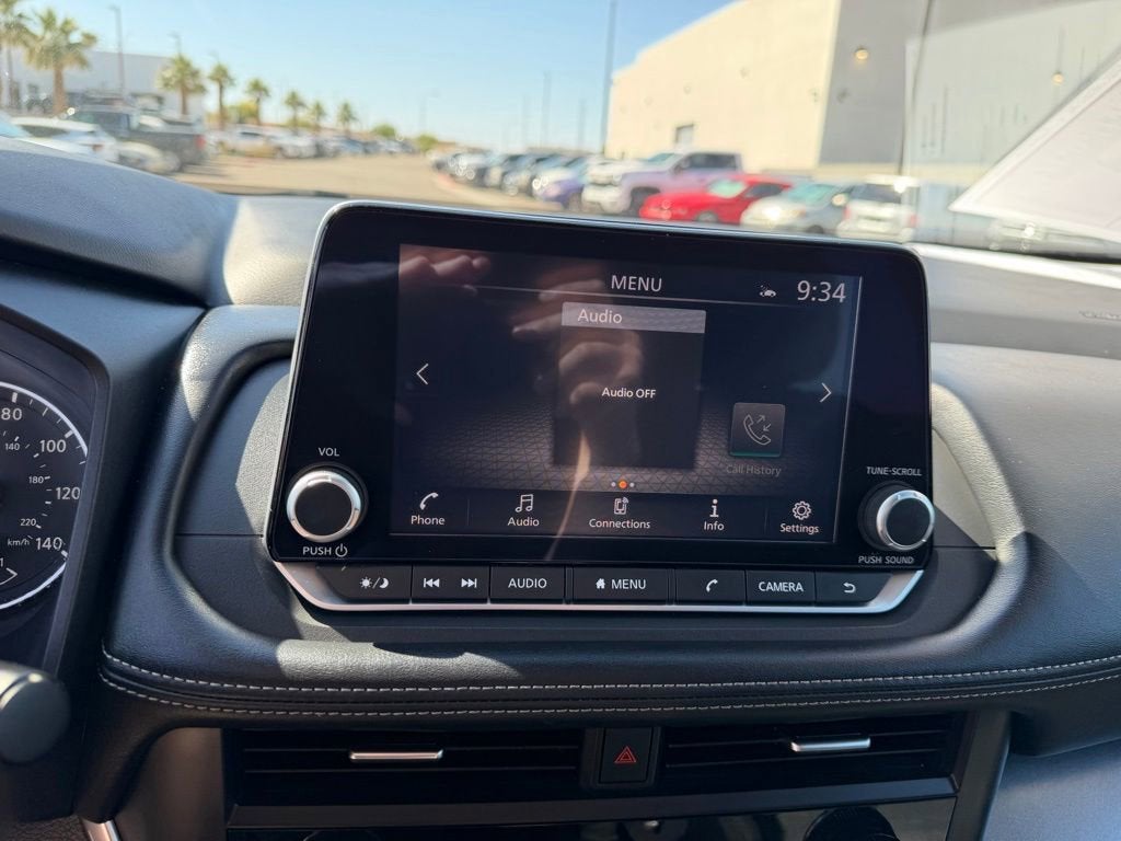 2024 Nissan Rogue SV