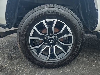2020 Toyota Tacoma SR5
