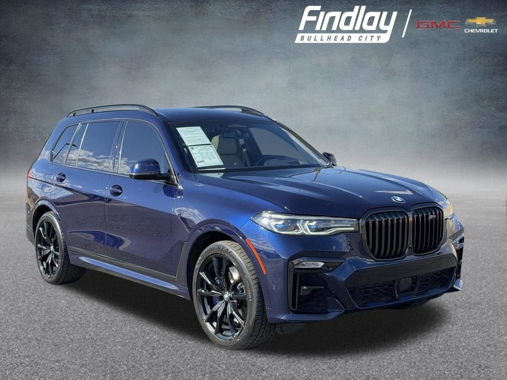 2021 BMW X7 M50i's photo