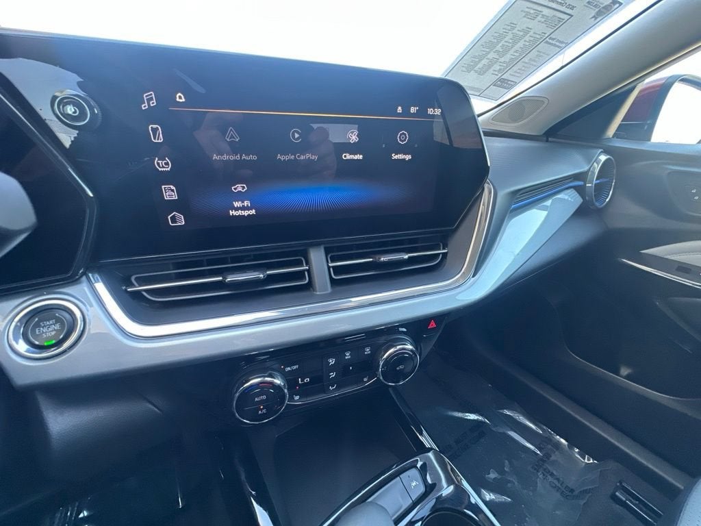 2025 Chevrolet Trax LT