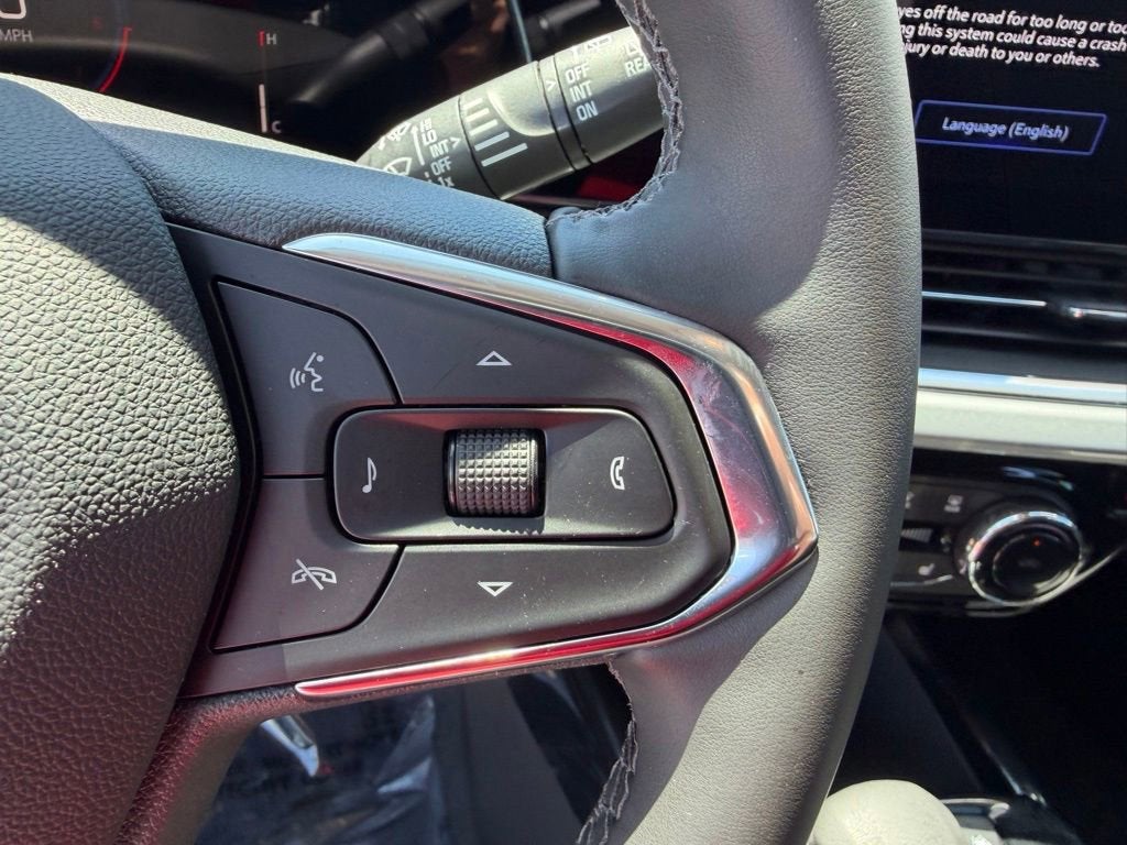 2025 Chevrolet Trax LT - Photo 24