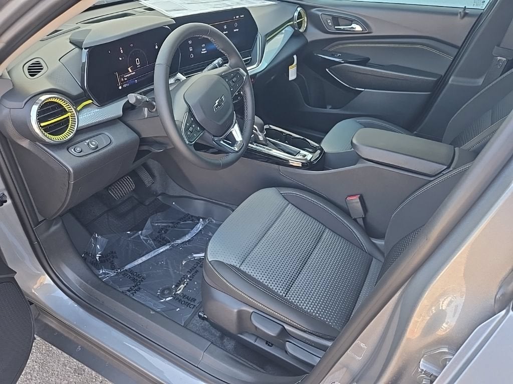 2026 Chevrolet Trax LT - Photo 12