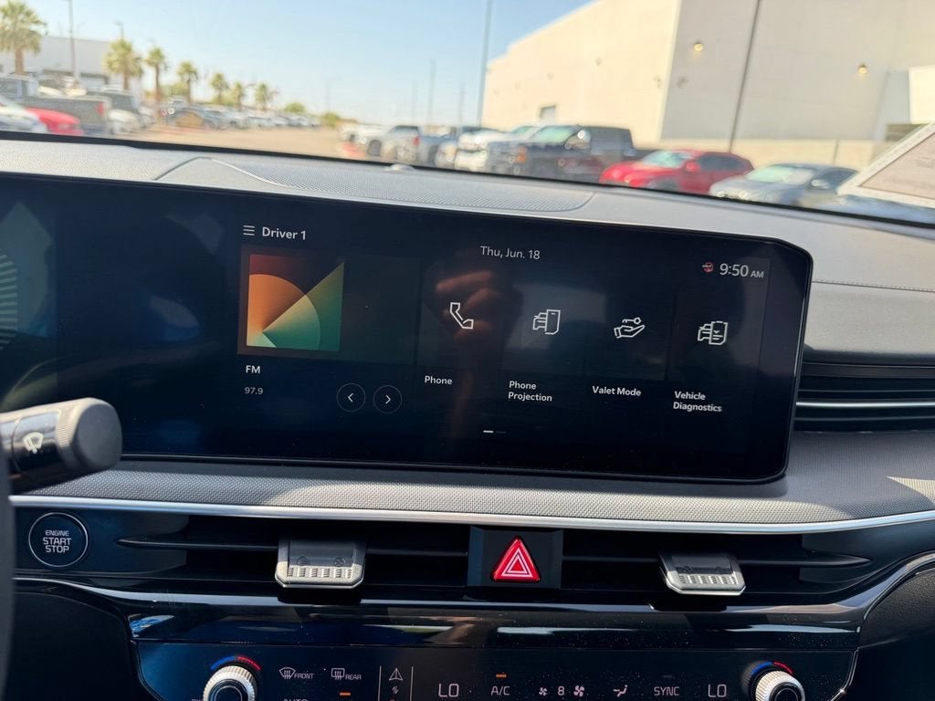 2025 Kia K5 LXS - Photo 26