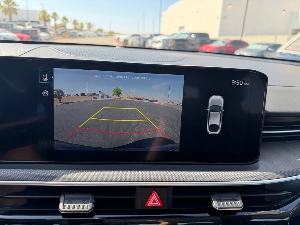 2025 Kia K5 LXS - Photo 27