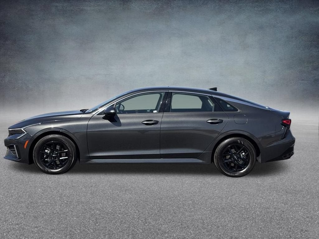 2025 Kia K5 LXS - Photo 7