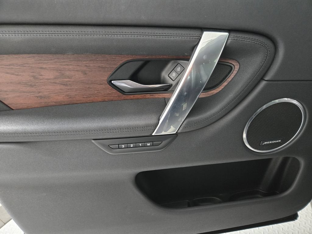2023 Land Rover Discovery Sport SE